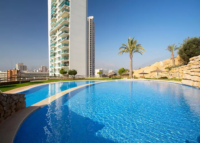 36th Floor - Highrise With Private Terrace & Amazing Sea Views Апартаменты *