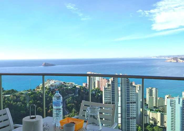 Апартаменты 36th Floor - Highrise With Private Terrace & Amazing Sea Views Бенидорм