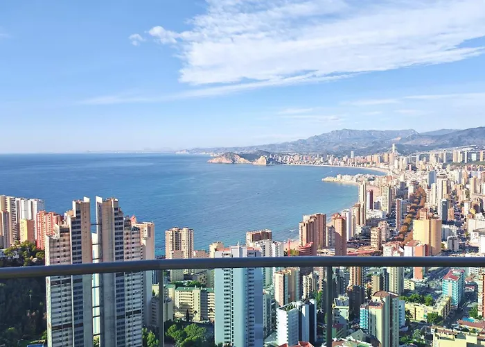 36th Floor - Highrise With Private Terrace & Amazing Sea Views Бенидорм