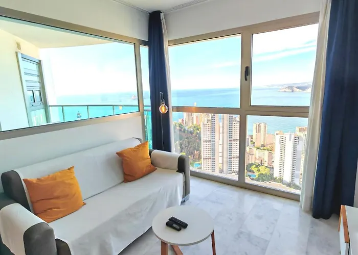 36th Floor - Highrise With Private Terrace & Amazing Sea Views * Бенидорм